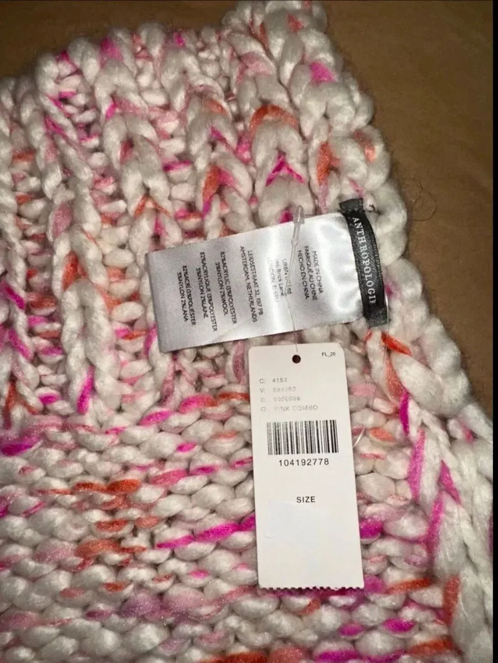 Anthropologie Chunky Yarn Knit Fringe Scarf Pink NWT One Size confetti